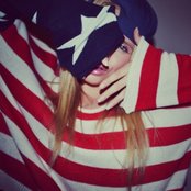 Alli Simpson - List pictures