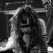 Julie Christmas - List pictures