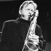 Jerry Bergonzi - List pictures