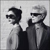 David Byrne & St. Vincent - List pictures