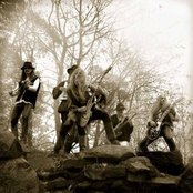 Korpiklaani - List pictures