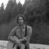 Chuck Ragan - List pictures