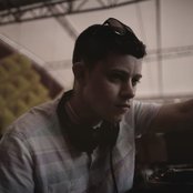 Rustie - List pictures
