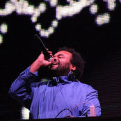 Carlos Jean - List pictures