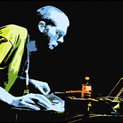 Alex Smoke - List pictures