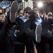 Mariana's Trench - List pictures