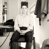 Iwan Rheon - List pictures