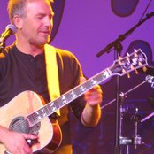 Kevin Costner & Modern West - List pictures