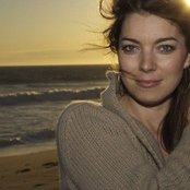 Michelle Featherstone - List pictures