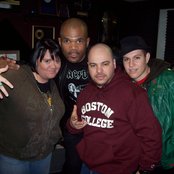 God-des And She - List pictures