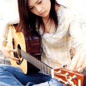 Yui - List pictures