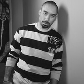 Jonhta Austin - List pictures