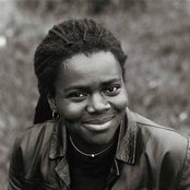 Tracy Chapman - List pictures