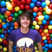 Dave Days - List pictures