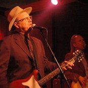 Webb Wilder - List pictures