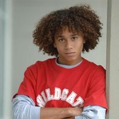 Corbin Bleu - List pictures