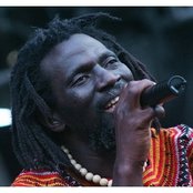 Tiken Jah Fakoly - List pictures