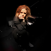 Tim Minchin - List pictures