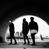 Young Fathers - List pictures