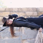 Lily Kershaw - List pictures