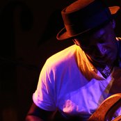 Marcus Miller - List pictures