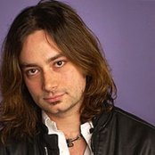 Constantine Maroulis - List pictures