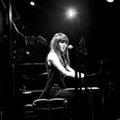 Diane Birch - List pictures