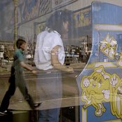 Blood Orange - List pictures