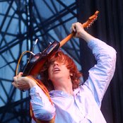 Thurston Moore - List pictures