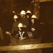 Lovehatehero - List pictures