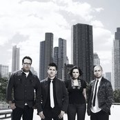 Rojo - List pictures