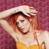Bonnie Mckee - List pictures