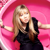Jennette Mccurdy - List pictures