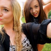 Megan And Liz - List pictures