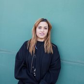 Empress Of - List pictures