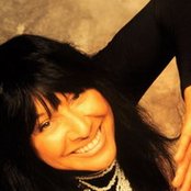 Buffy Sainte-marie - List pictures