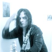 Black Hole Alien - List pictures