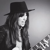 Deborah De Corral - List pictures