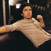 Noel Gallagher - List pictures