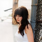 Anne Hathaway - List pictures