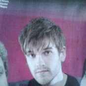 Fyfe Dangerfield - List pictures