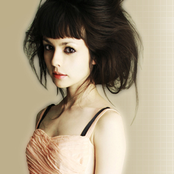 Olivia - List pictures