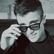 Hobbie Stuart - List pictures