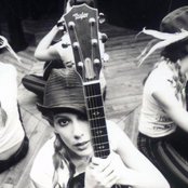 Sarah Sadler - List pictures