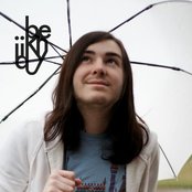 Love Is A Story - List pictures