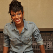 Tiara Thomas - List pictures