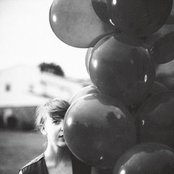 Brooke Waggoner - List pictures