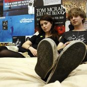 Blood Red Shoes - List pictures