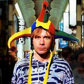 Bruce Dickinson - List pictures