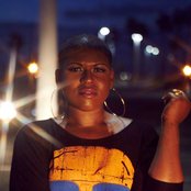 Stacy Barthe - List pictures